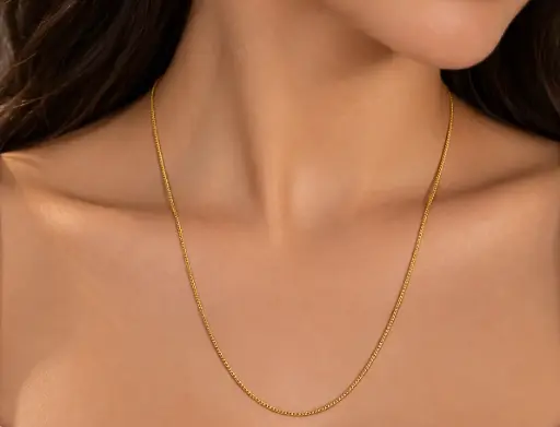 [CHA-004] Elegant gold-plated silver necklace with a delicate design.